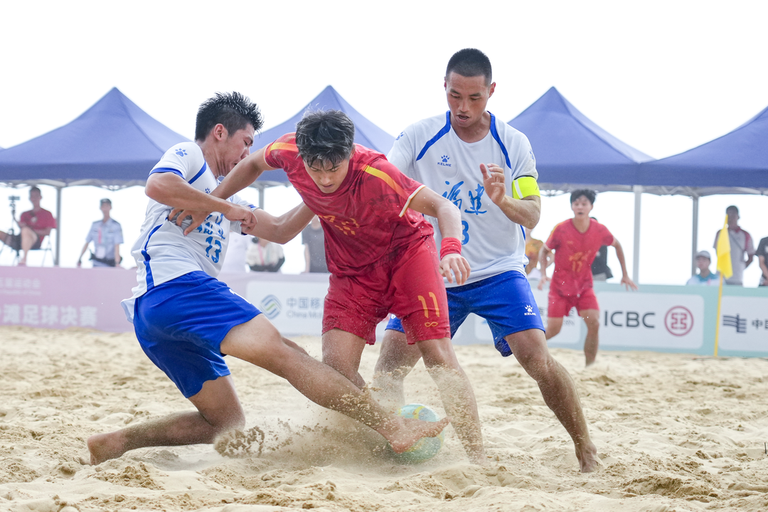 保障, 均闯入四强, 在先丢一球