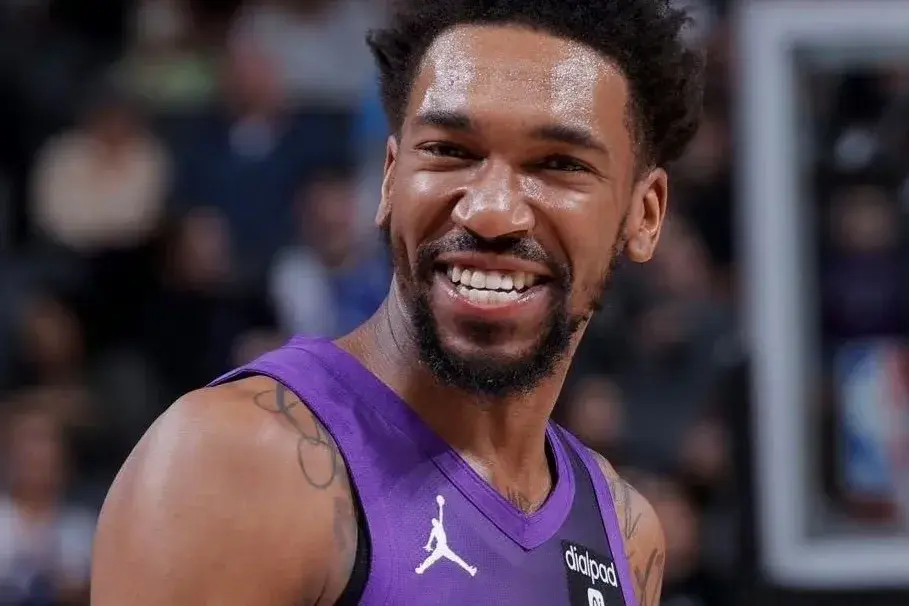 让他们一起, 届时合同到, 刺一换三