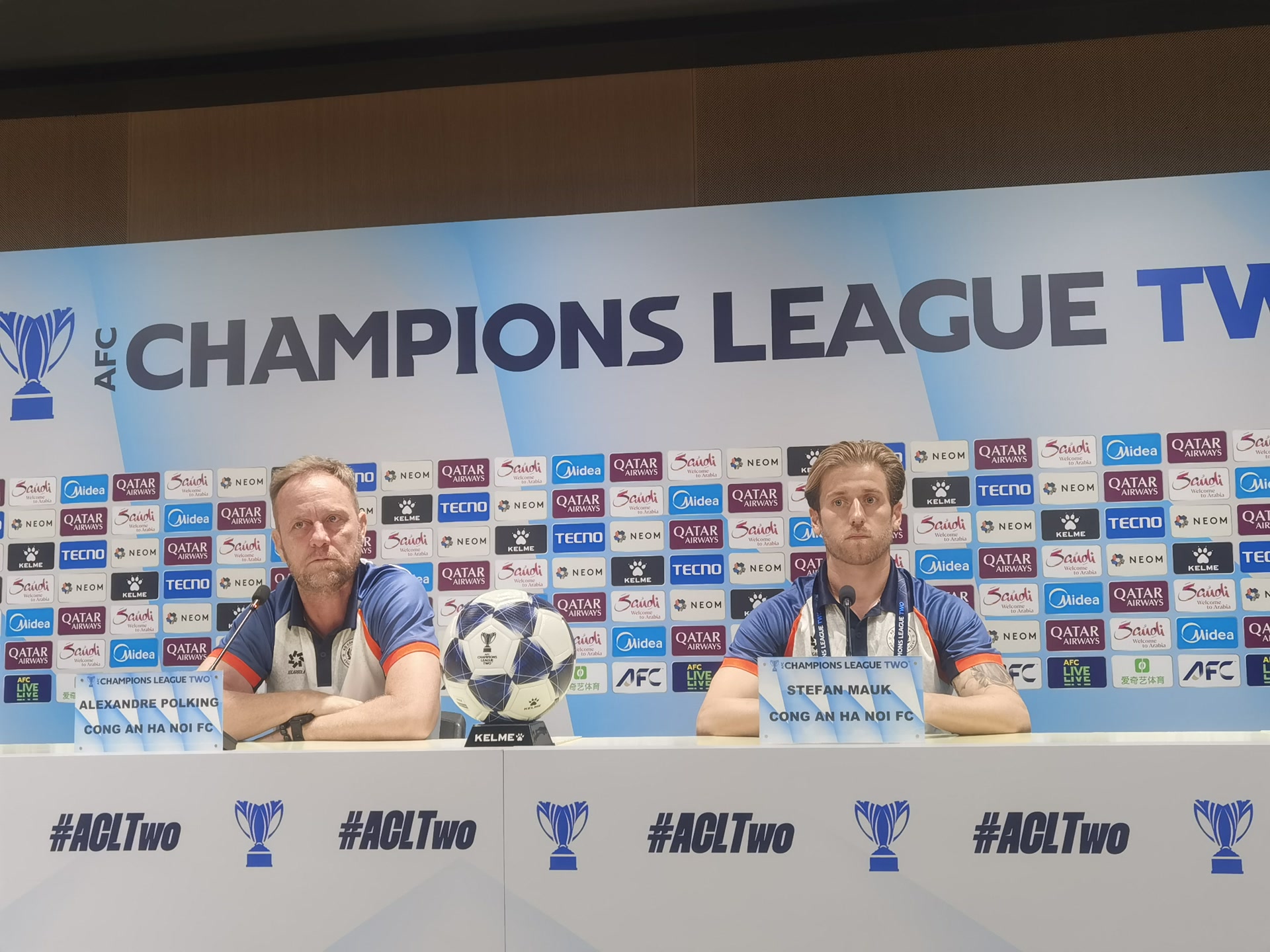 次参与亚洲, 在明晚, 我们俱乐部