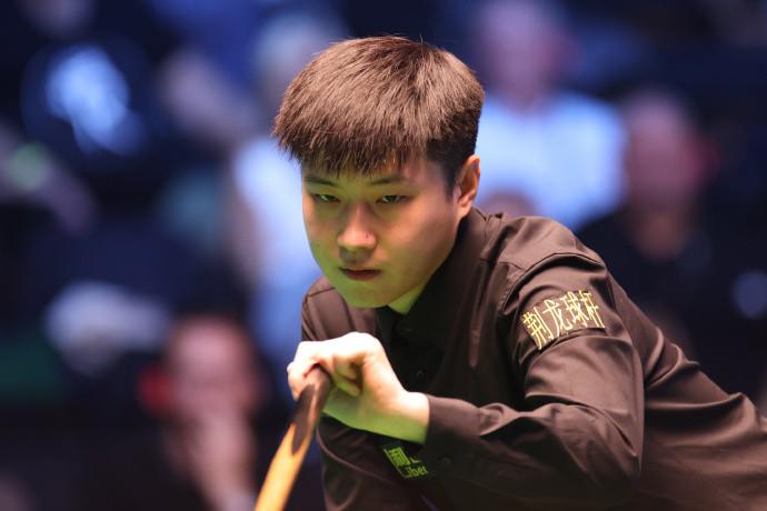 打出高分, 国选手, 出色的肖国